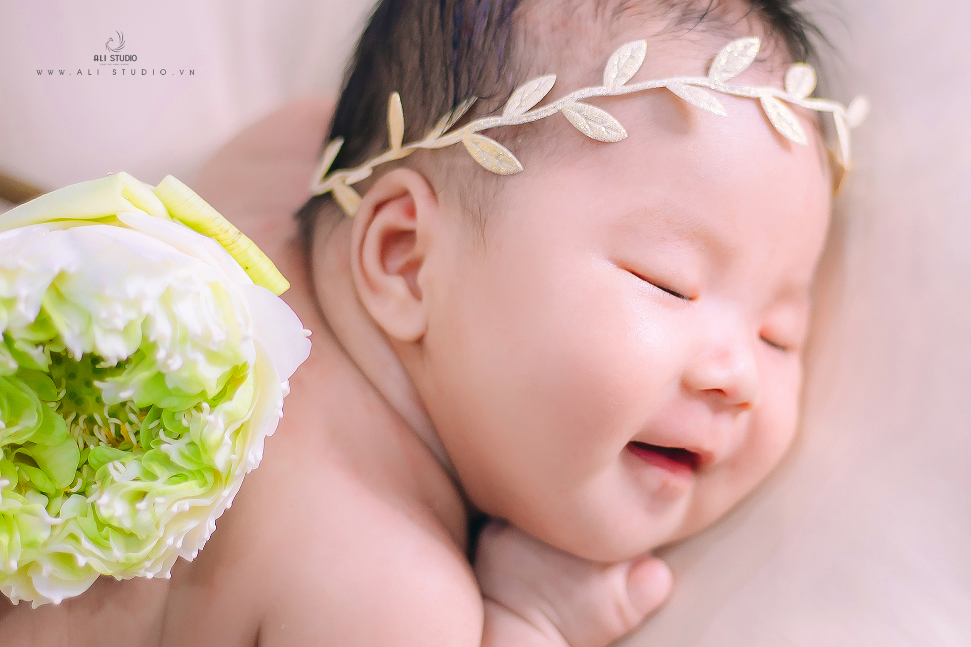 Chụp ảnh cho bé